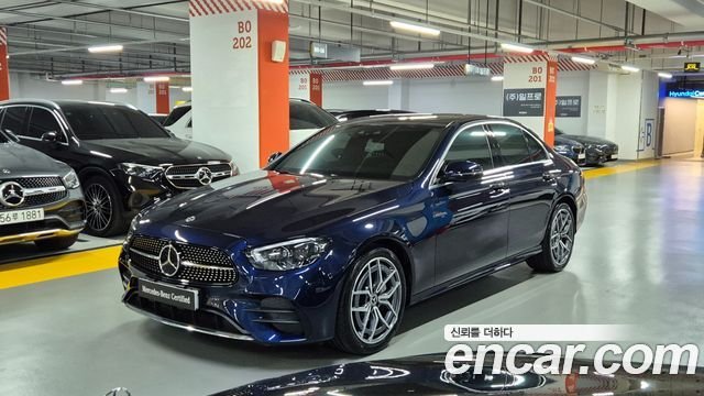 Mercedes-Benz E-Klasse 220d AMG Line 4MATIC
